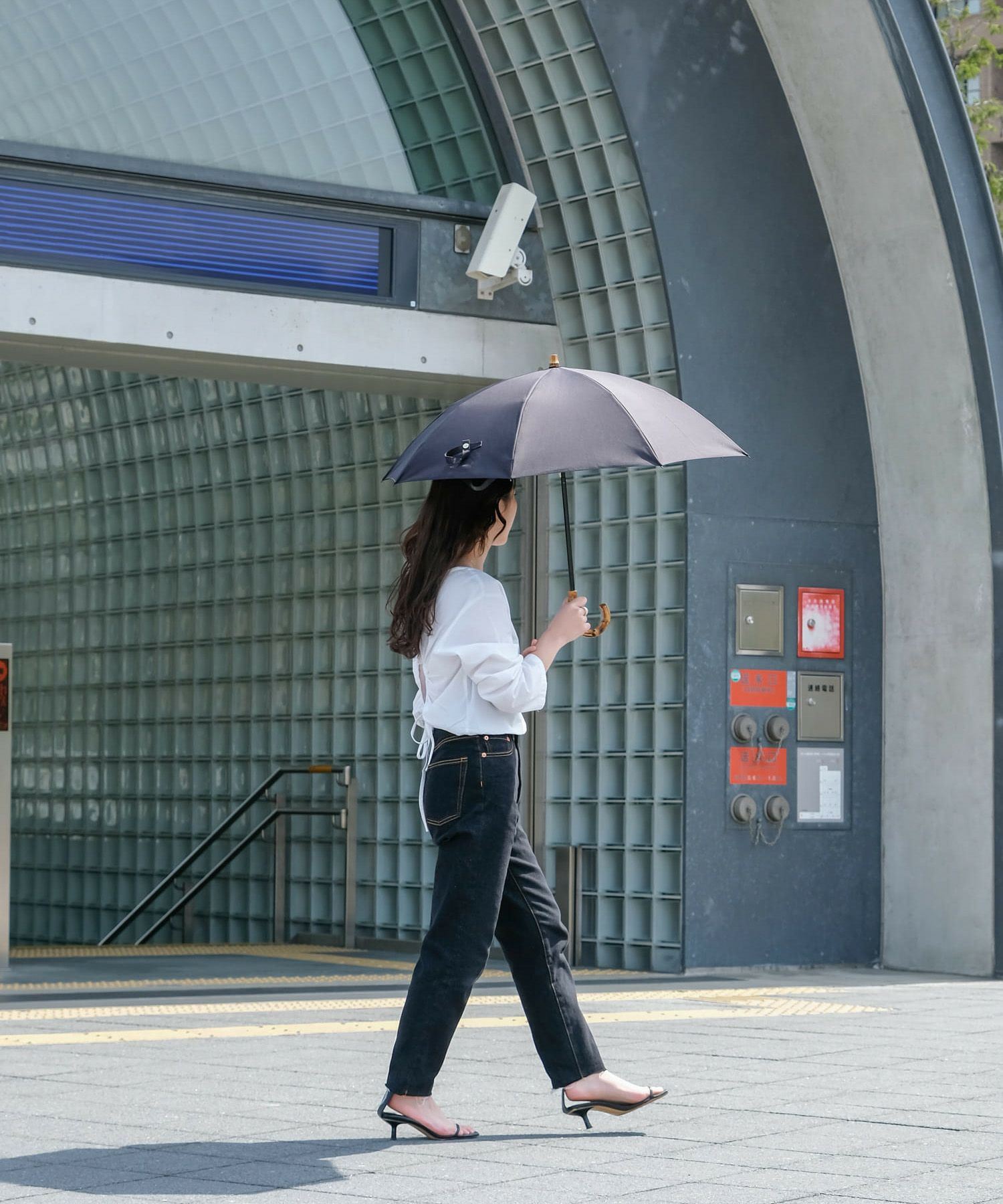 多様な untule トップレス2段折(無地フリル)日傘 | solinvet.com