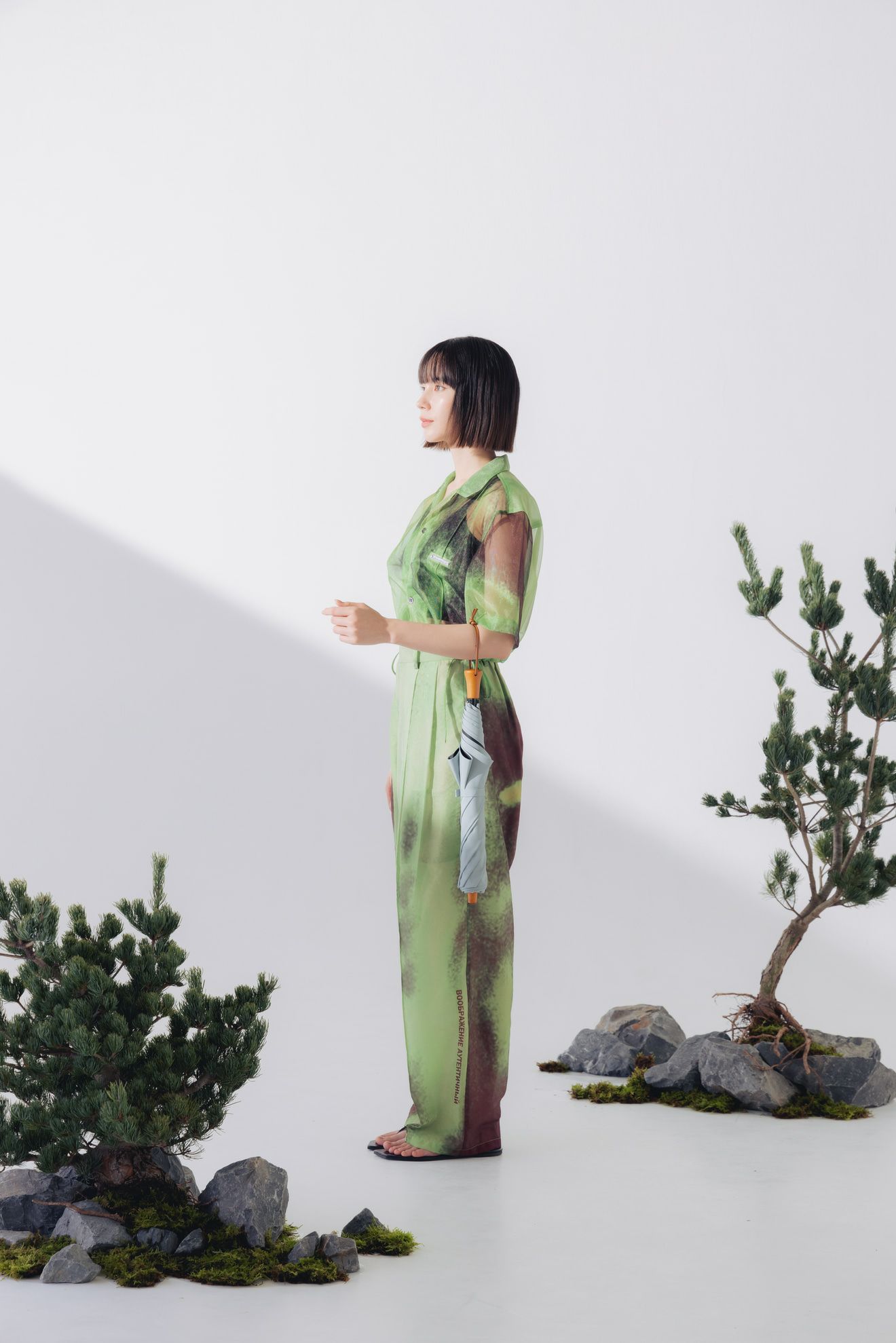 完全遮光日傘 UV100%カット 3段ミニ 折りたたみ日傘 ワンカラー